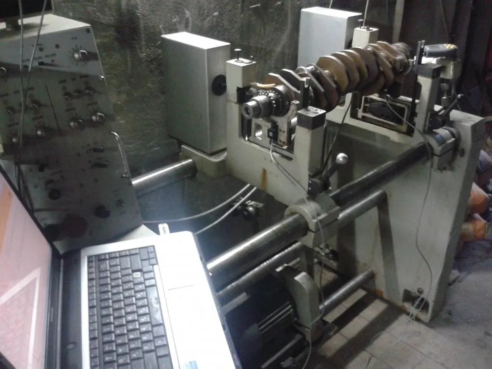 Modernisation of an older Schenck stand with Balanset-1A OEM for balancing a crankshaft.